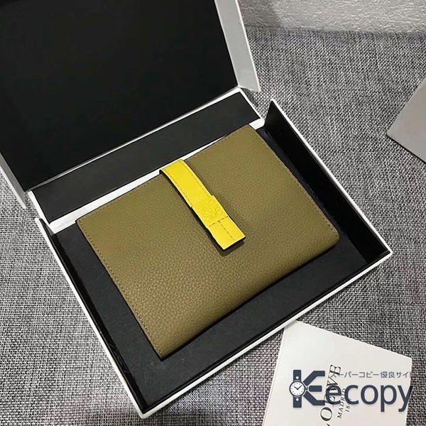 存在感のある ロエベ 財布 毎日使える定番 コピー N級品 1479 画像 2