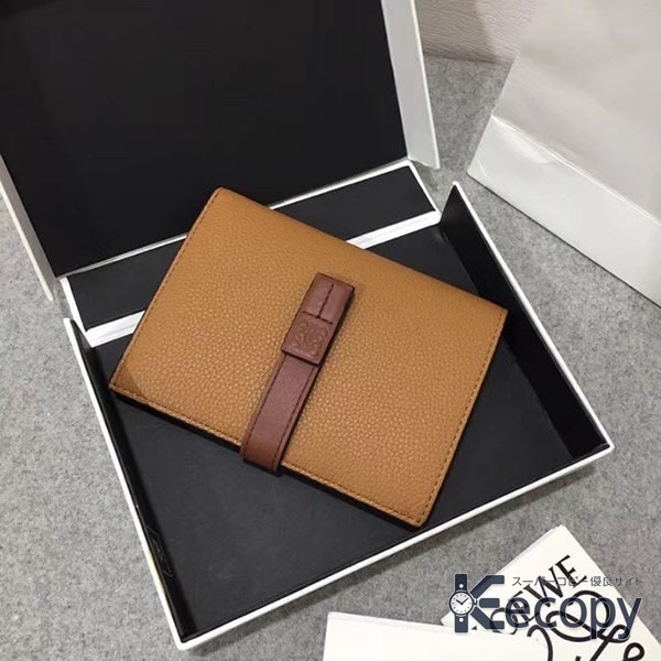 おすすめ ロエベ 財布 手になじむデザイン スーパーコピー 1481 画像 3