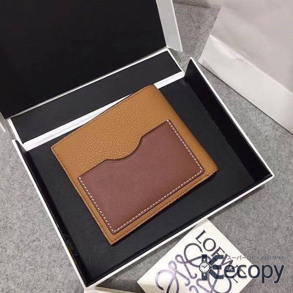 コーデの主役 ロエベ 財布 手になじむデザイン N級品 通販 1493 画像 4