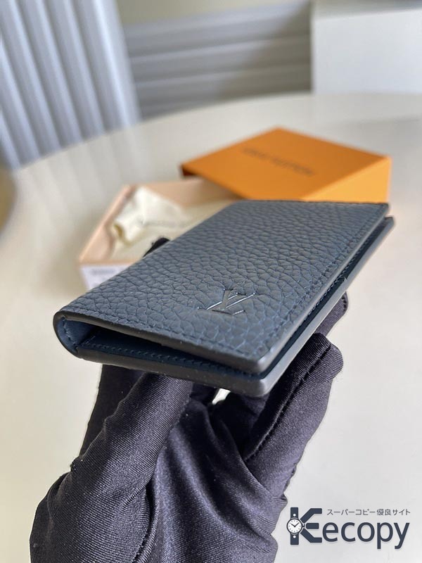 コーデの主役 ルイ・ヴィトン 折り財布 手になじむデザイン N級品 通販 906 画像 2