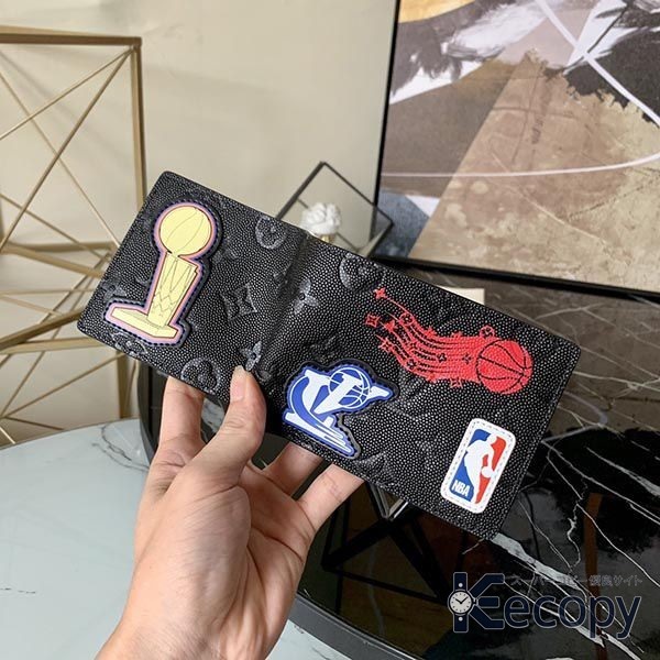 上品な逸品 ルイ・ヴィトン 折り財布 収納力に注目 コピー N級品 923 画像 3