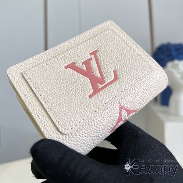 存在感のある ルイ・ヴィトン 折り財布 収納力に注目 コピー N級品 748 画像 2