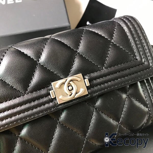 洗練デザイン シャネル 折り財布 手になじむデザイン 激安コピー 359 画像 6
