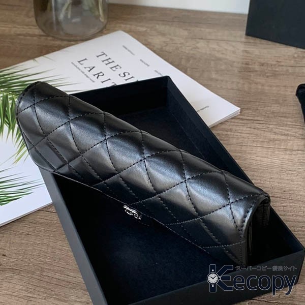 コーデの主役 シャネル 長財布 手になじむデザイン N級品 通販 369 画像 5