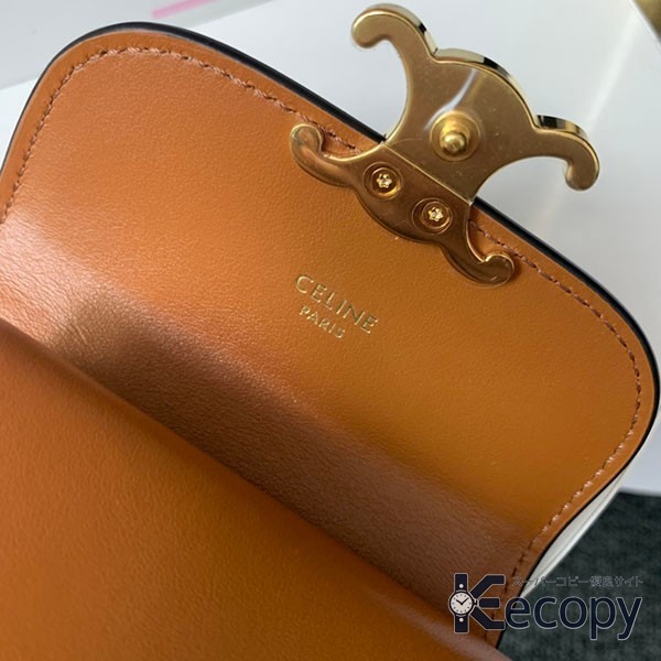 コーデの主役 セリーヌ 財布 使いやすい収納設計 激安コピー 2 画像 7