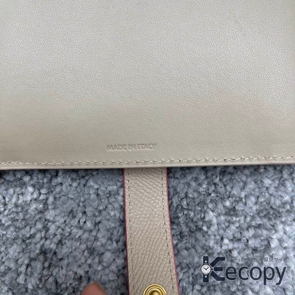 こだわり仕様 セリーヌ 財布 手になじむデザイン 格安コピー 21 画像 4