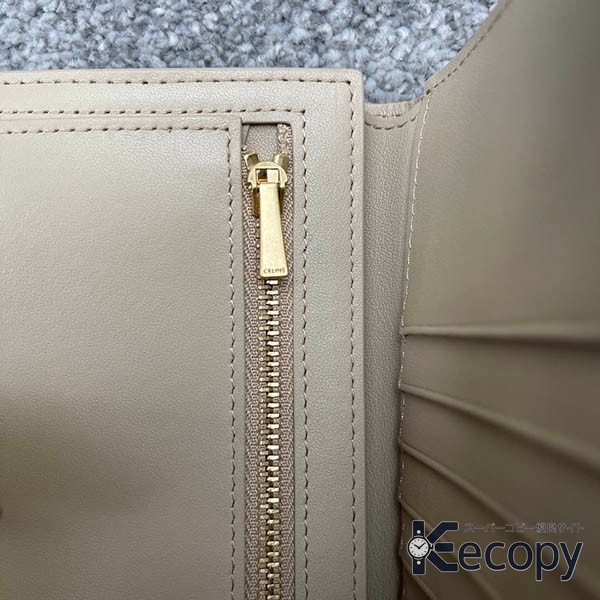 こだわり仕様 セリーヌ 財布 手になじむデザイン 格安コピー 21 画像 5