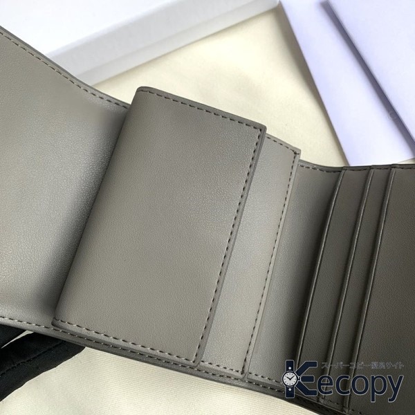 こだわり仕様 セリーヌ 財布 使いやすい収納設計 N級品 通販 72 画像 7