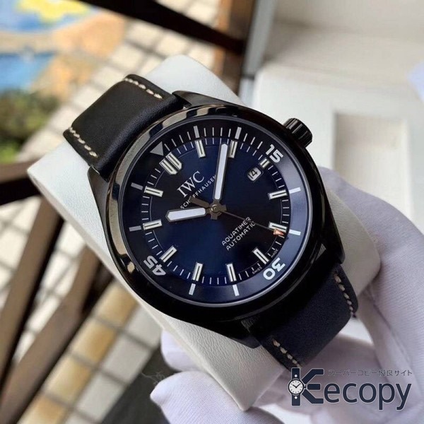 存在感のある IWC アクアタイマー 存在感のある文字盤 最高級コピー 5 画像 4