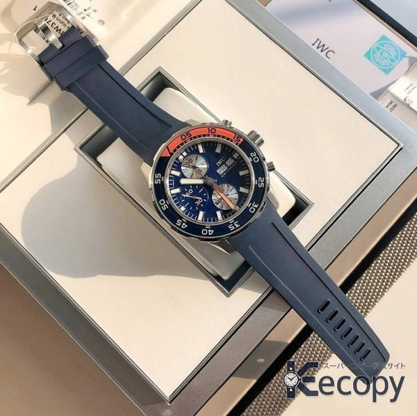 話題の新作 IWC アクアタイマー クラシカルな佇まい 激安コピー 6 画像 2