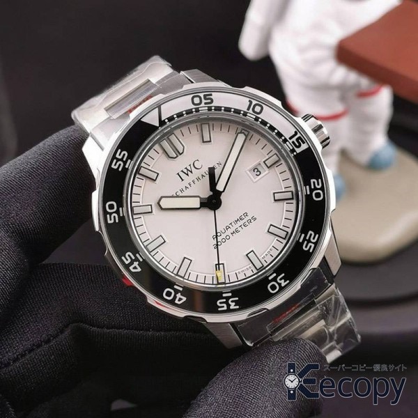 使いやすさ抜群 IWC アクアタイマー 注目の腕時計 コピー N級品 8 画像 2