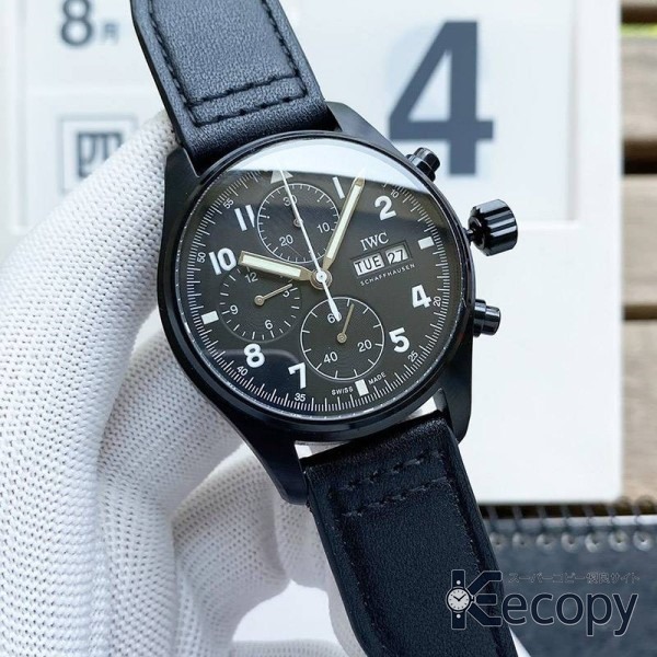 コーデの主役 IWC パイロットウォッチ 高級感ある仕上げ 偽物 人気 10