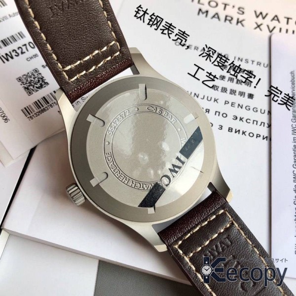 おすすめ IWC パイロットウォッチ 存在感のある文字盤 スーパーコピー 20 画像 8