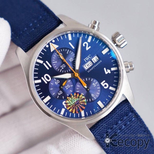 定番人気 IWC パイロットウォッチ 精巧なディテール スーパーコピー 送料無料 25