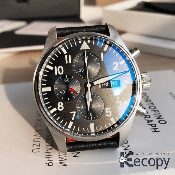 注目モデル IWC パイロットウォッチ 高級感ある仕上げ スーパーコピー 11 画像 4