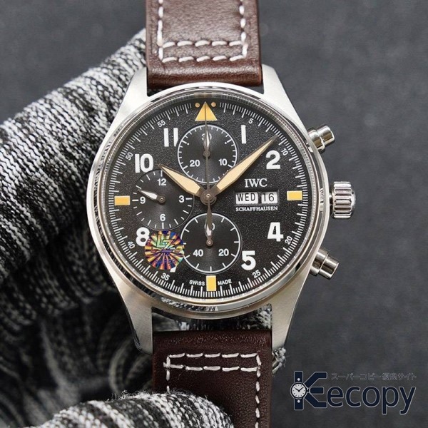 人気モデル IWC パイロットウォッチ 高級感ある仕上げ 格安コピー 32