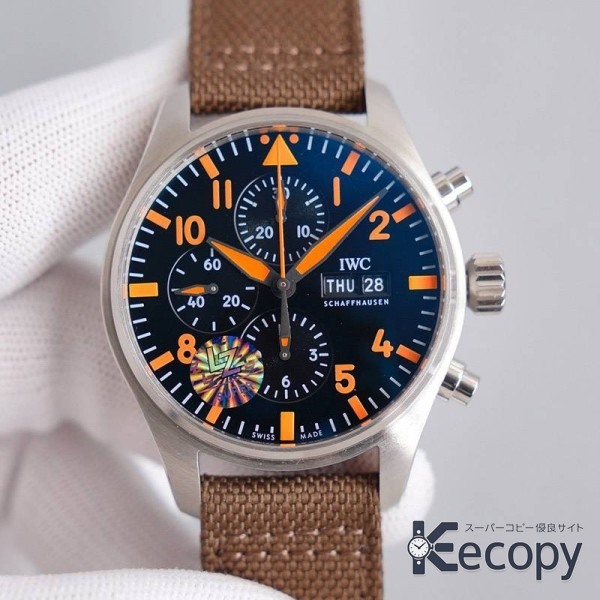 新作 IWC パイロットウォッチ クラシカルな佇まい スーパーコピー 34 画像 2