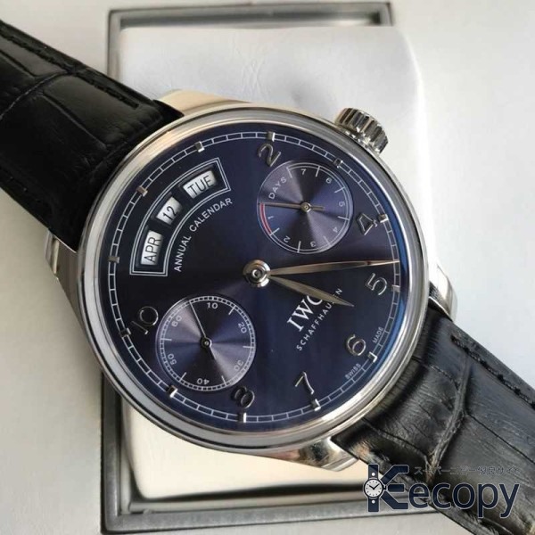 高級感あふれる IWC ポルトギーゼ 存在感のある文字盤 激安コピー 69